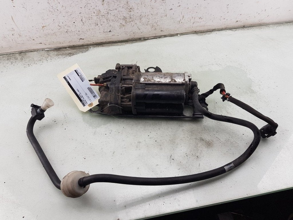 POMPE À AIR SUSPENSION Porsche Taycan (Y1A) (|9J1616006D|), Utilisé, Porsche