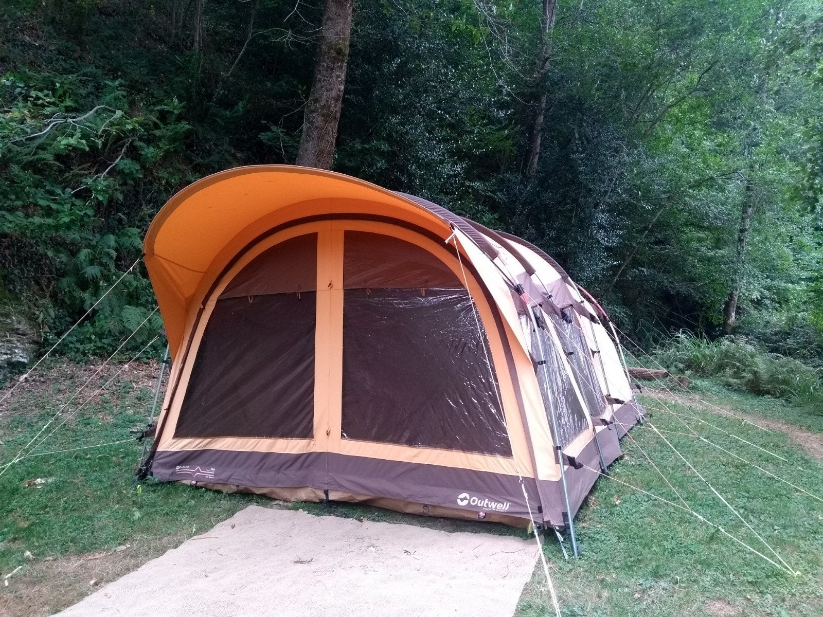 Outwel Hilo Reef 5 persoonstent, Caravans en Kamperen, Tenten, Ophalen, Gebruikt, Tot en met 5