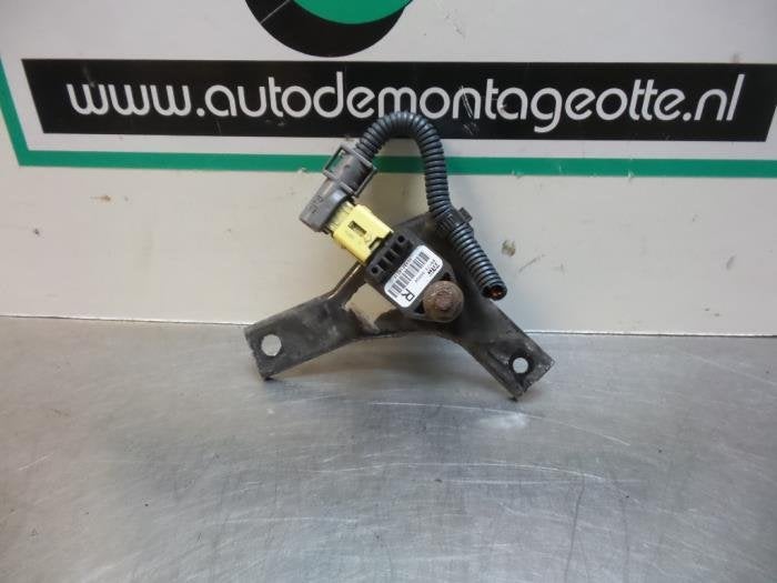 Airbag Sensor van een Toyota Avensis (Avensis 03-), Auto-onderdelen, Overige Auto-onderdelen, Toyota, Gebruikt, 3 maanden garantie