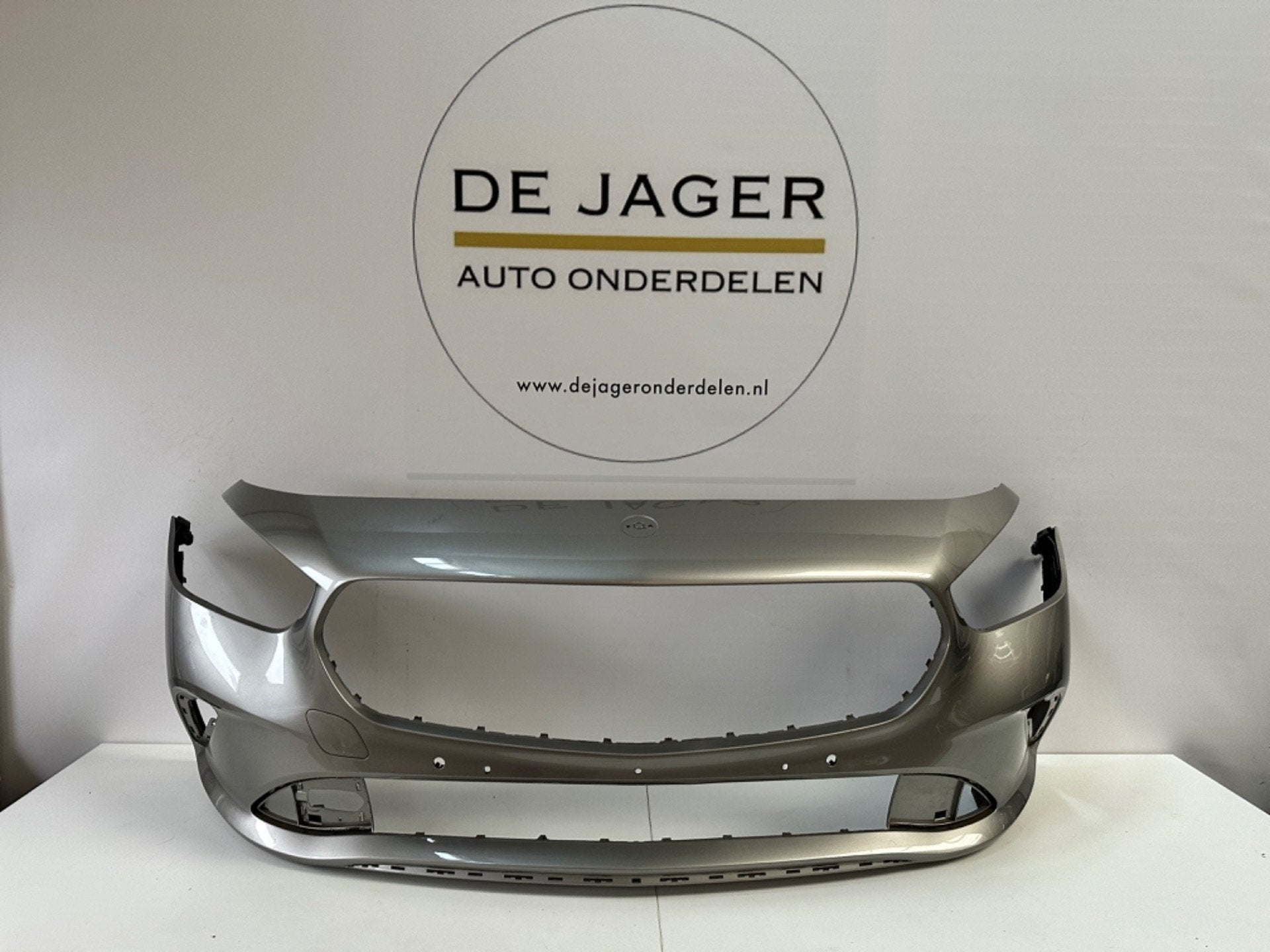 PARE-CHOC AVANT MERCEDES CLASSE B W247 A2478855300, Mercedes-Benz AG, Pare-chocs, Mercedes-Benz, Utilisé