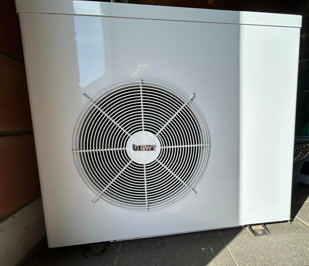 Warmtepomp zwembad BWT mypool inverter 62, Tuin en Terras, Ophalen, Zo goed als nieuw