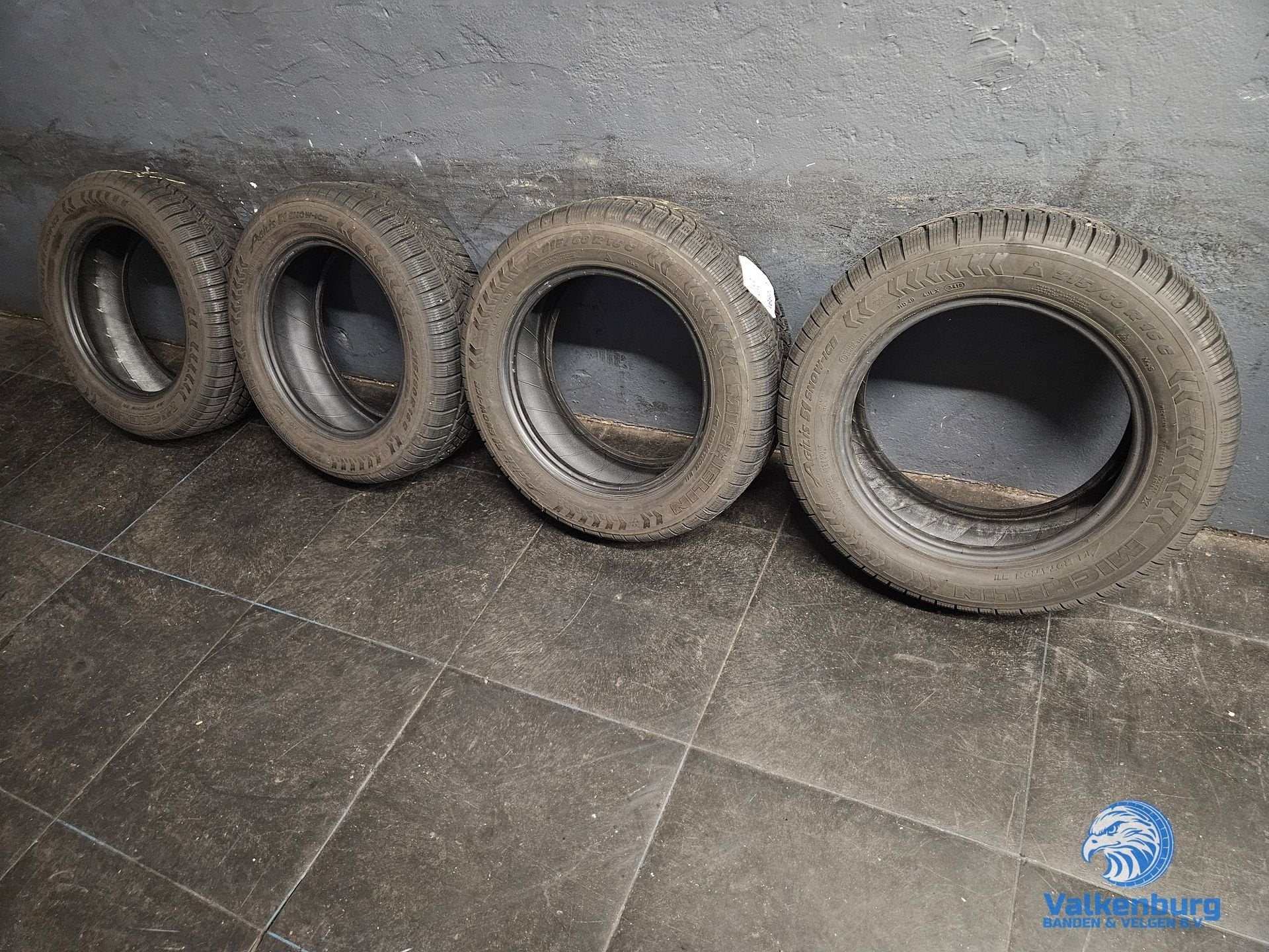 7-8mm! Winterbanden 215/60R16C Michelin Alpin Snow-Ice, Auto-onderdelen, Banden en Velgen, -, Band(en), -, Bestelwagen