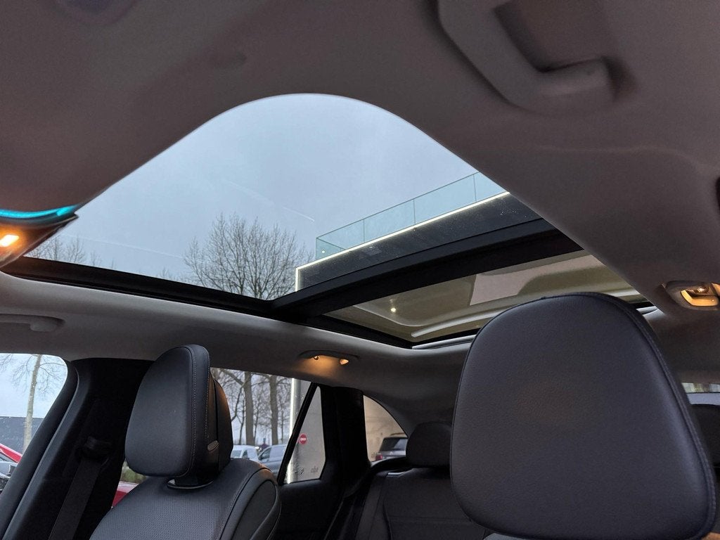 Mercedes-Benz GLC 200 4MATIC Luxury Line + PANORAMISCH DAK +, Autos, Argent ou Gris, Entreprise, https://public.car-pass.be/vhr/f3190489-0a40-4c59-9fbc-e96543b25048