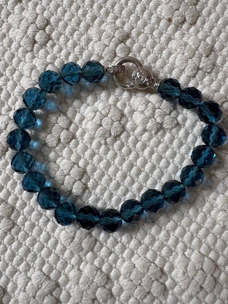 Danes armband, Handtassen en Accessoires, Armbanden, Ophalen of Verzenden, Zo goed als nieuw, Blauw, Kunststof of Plastic