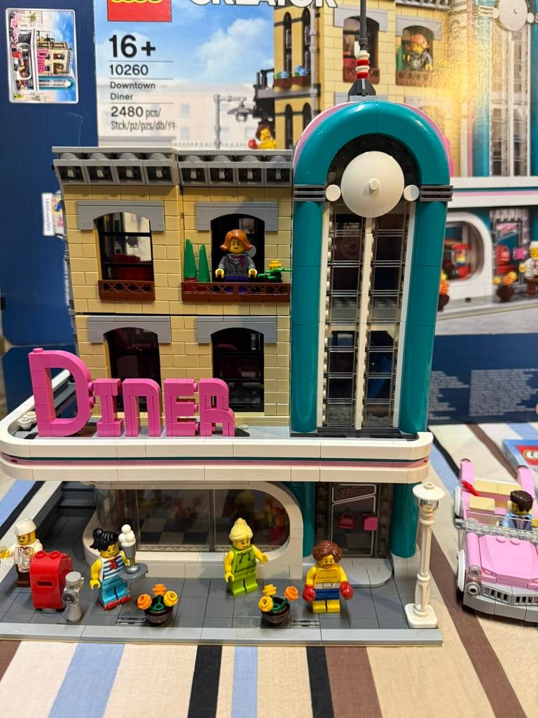 Lego Downtown Diner 10260, Ophalen, Zo goed als nieuw, Lego
