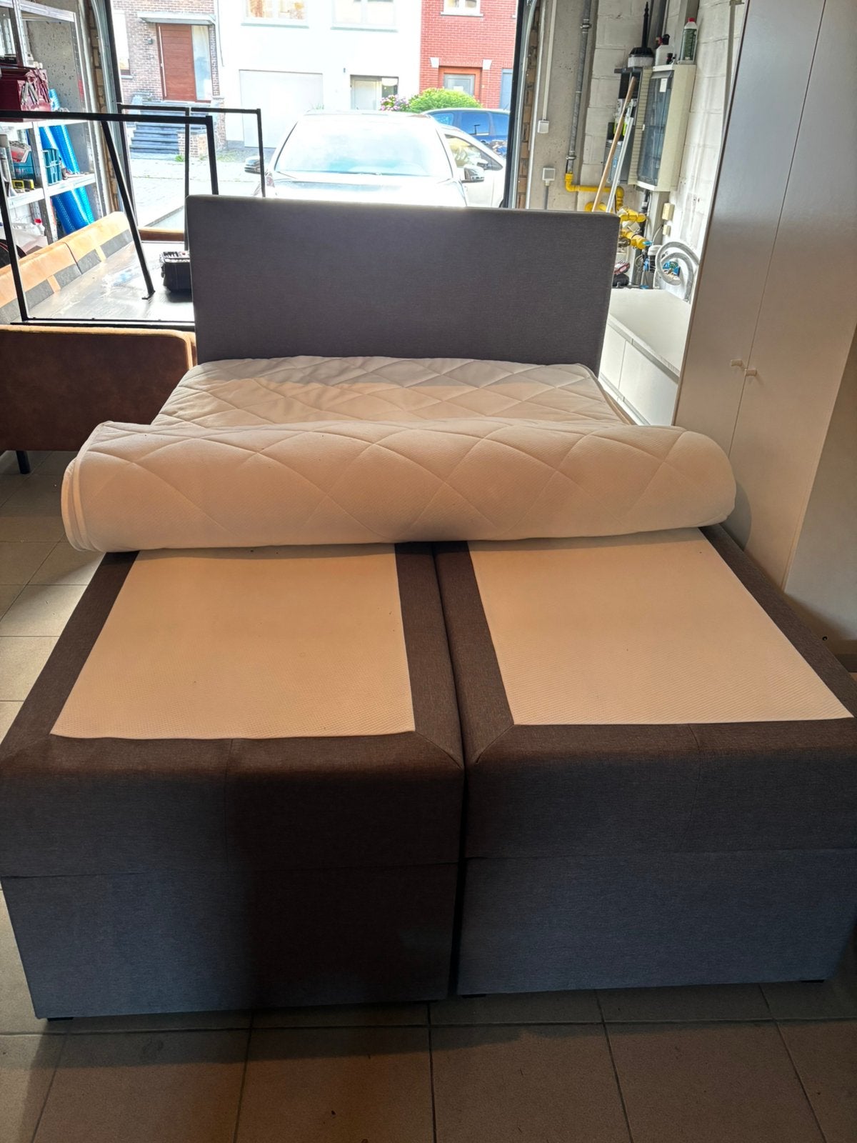 Bed, Ophalen, Zo goed als nieuw