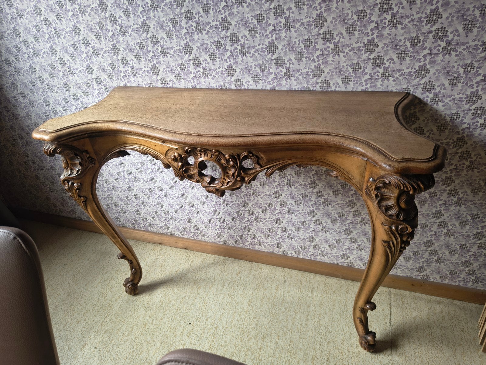 Wandtafel met bijhorende spiegel, Ophalen