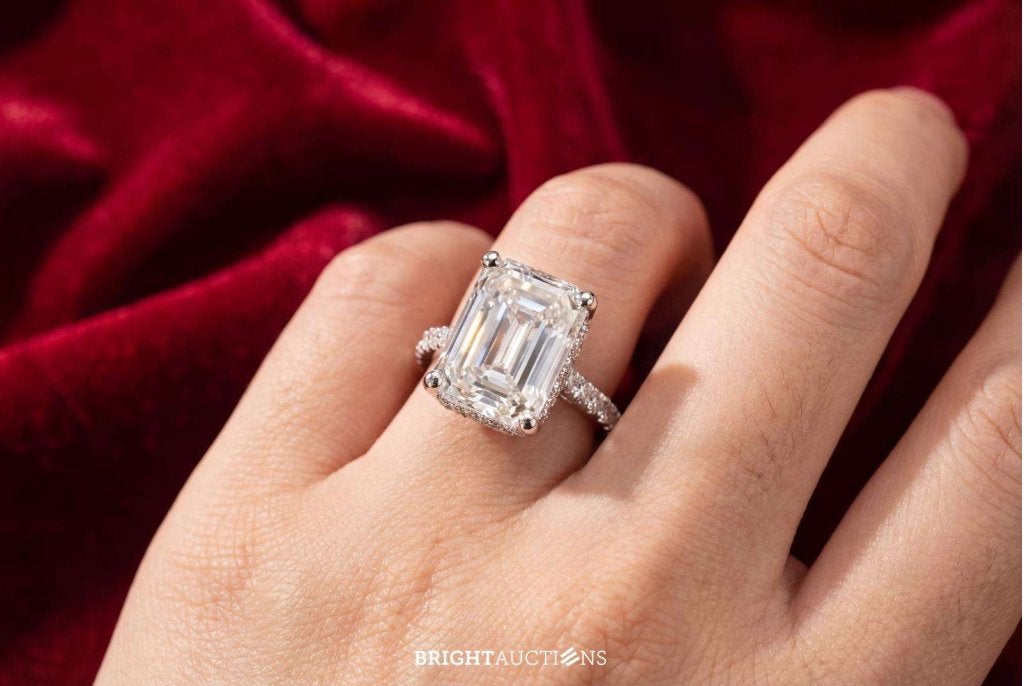 Witgouden solitaire ring met een grote diamant van 4.00 cara, Diamant, Wit, Niet ingevuld, Nieuw