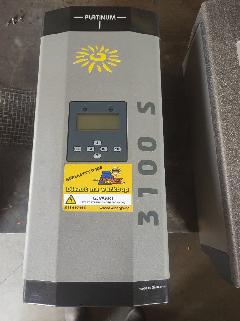 Omvormer, Bricolage & Construction, Panneaux solaires & Accessoires, Enlèvement, Utilisé, Autres types, 200 watts-crêtes ou plus