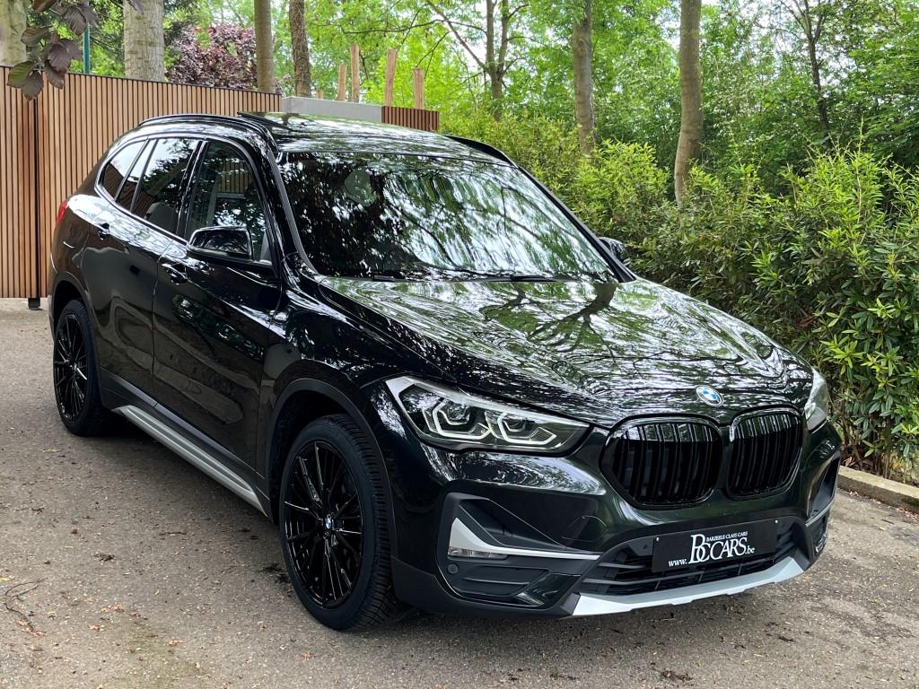 BMW X1 1.8 Facelift-Pano-Keyless-Prof-Led-Memory-Cam19", Auto's, BMW, Gebruikt, 136 pk, Leder, Bedrijf