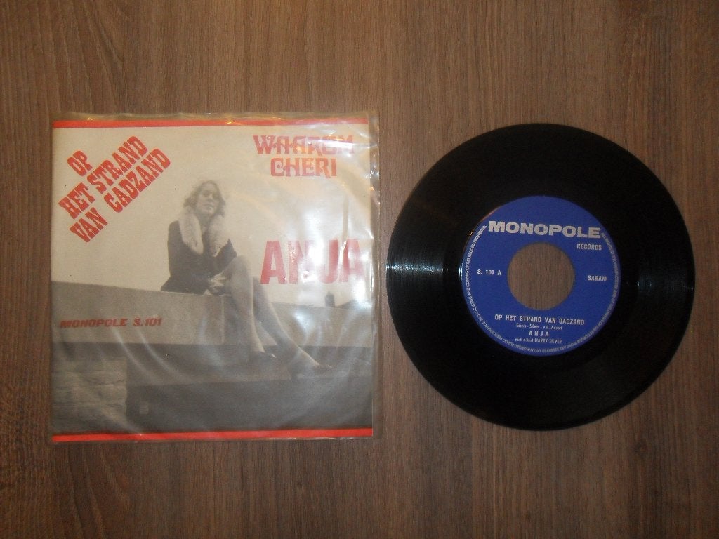 Anja - Op het strand van Cadzand, Ophalen of Verzenden, Gebruikt, 7 inch, Levenslied of Smartlap