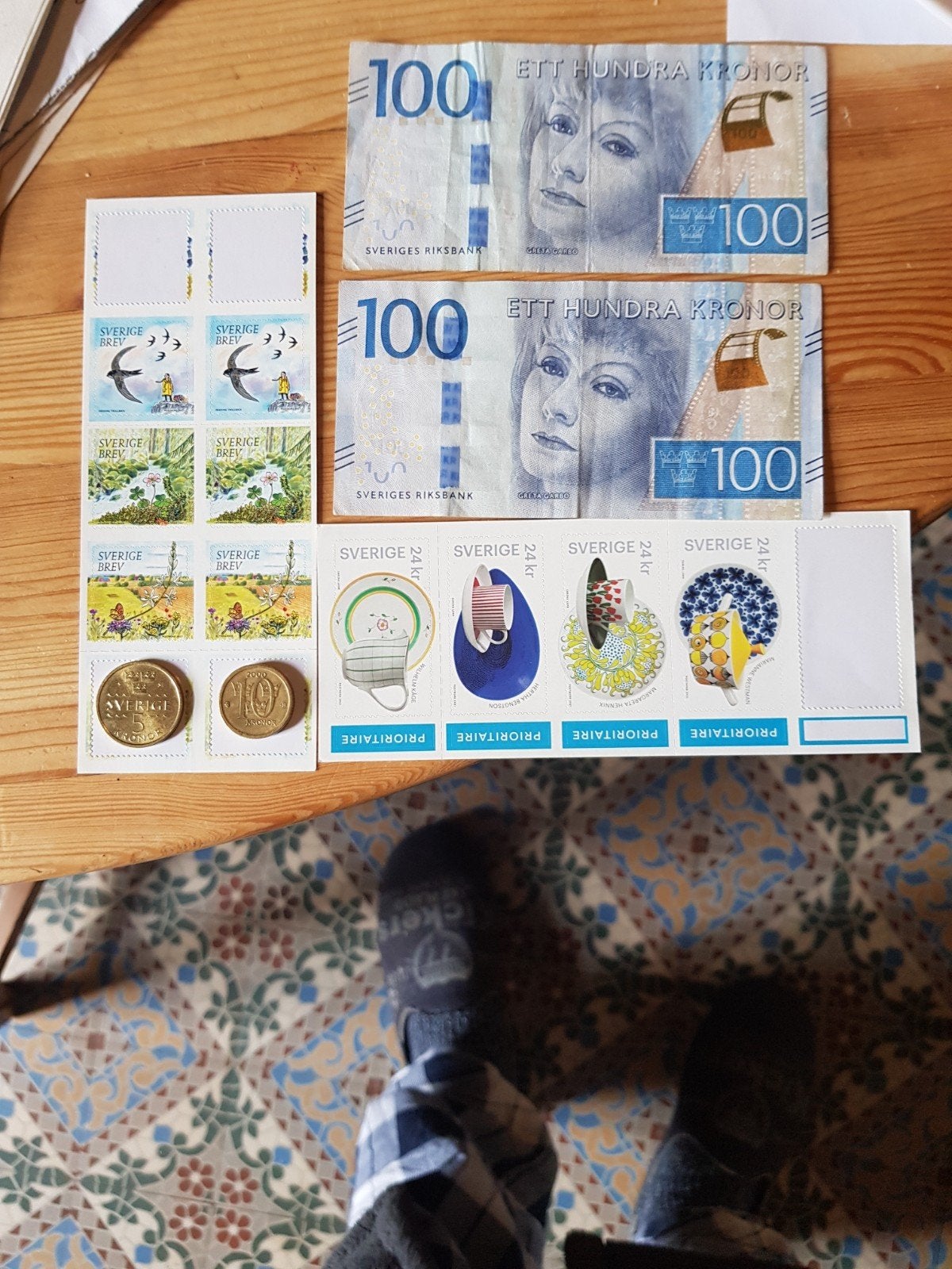 Monnaie et timbres suédois utilisables., Timbres & Monnaies, Timbres | Europe | Scandinavie, Enlèvement ou Envoi, Suède