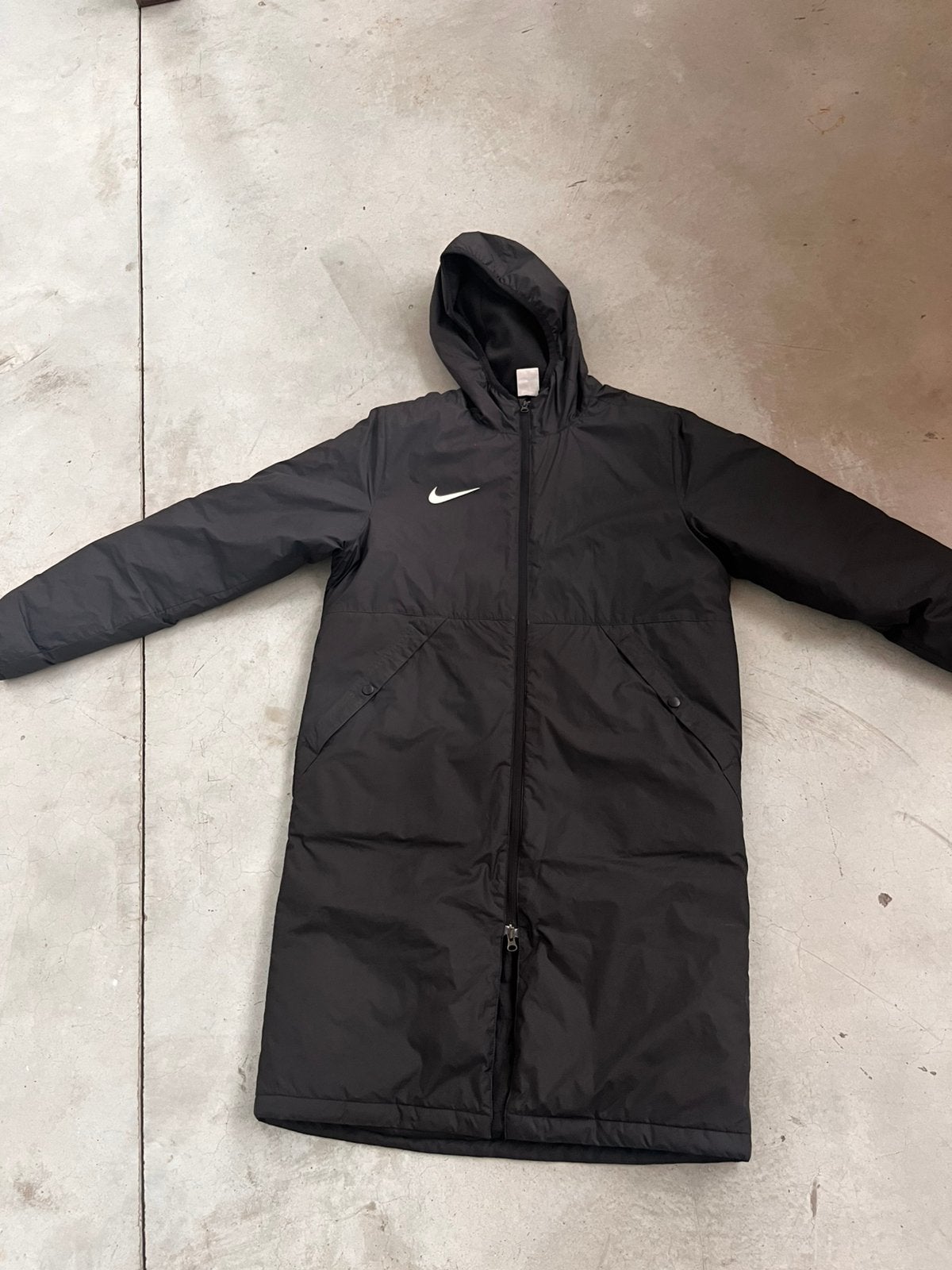 Nike lang jas probleem rits maat M, Kleding | Heren, Ophalen of Verzenden, Gedragen, Maat 48/50 (M), Zwart