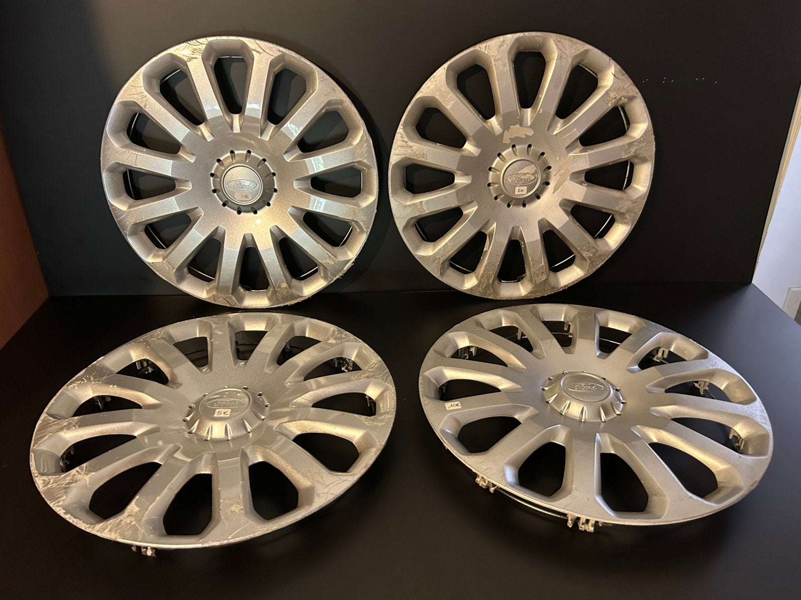 4 originele Ford B-max fiesta ka focus 15" wieldoppen, Ophalen of Verzenden, Gebruikt