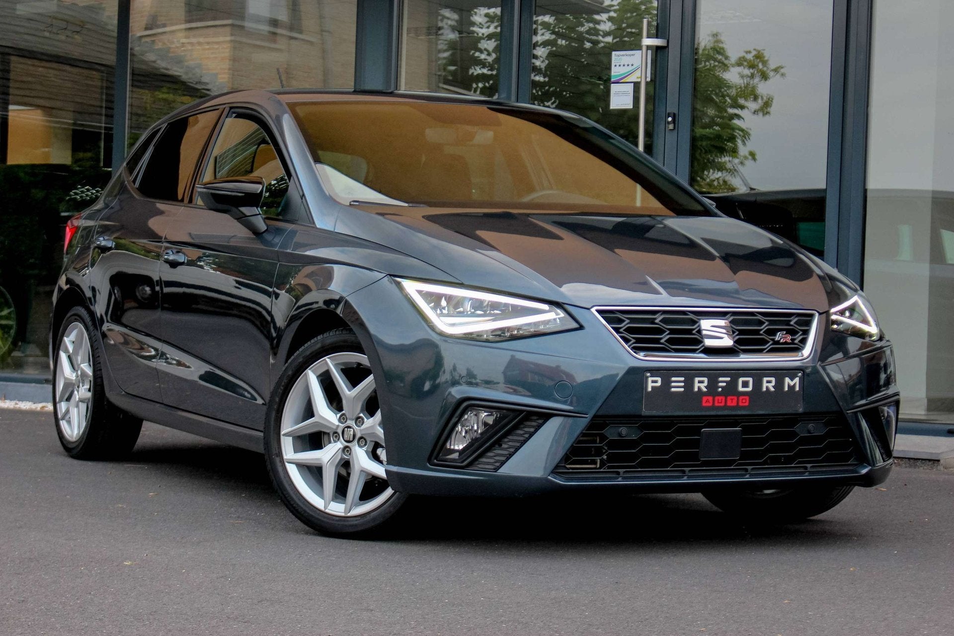 SEAT Ibiza 1.0TSI *FR SPORT*DSG AUTOMAAT*, Auto's, Automaat, Dealer onderhouden, Stof, Gebruikt