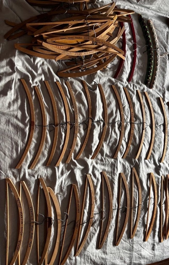 Kleerhanger, Vêtements | Femmes, Enlèvement, Utilisé, Bois, Adultes