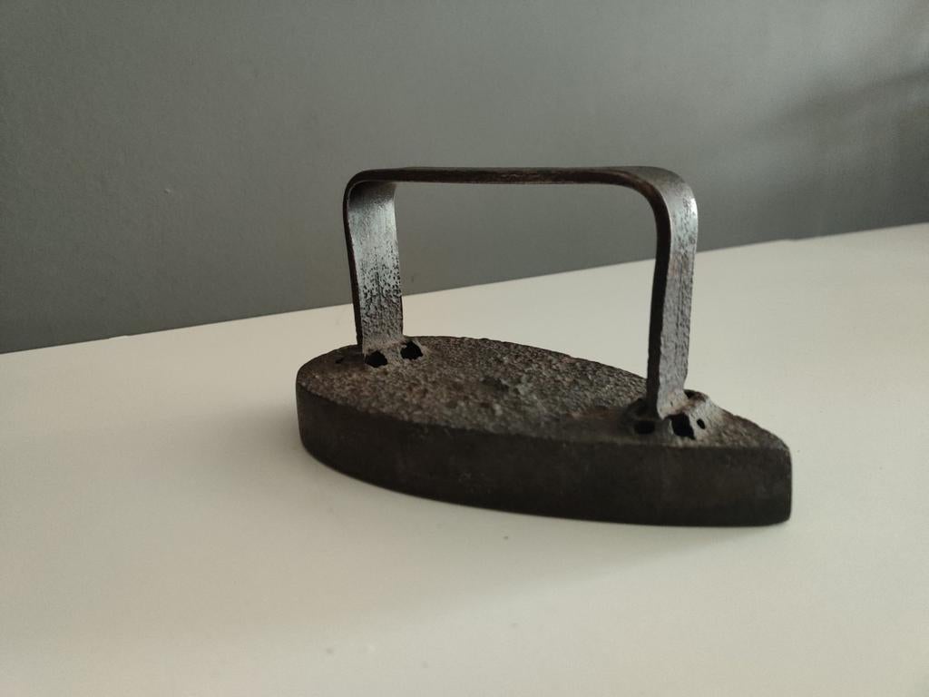authentiek gietijzeren strijkijzer (antiek/decostuk), Antiek en Kunst, Ophalen