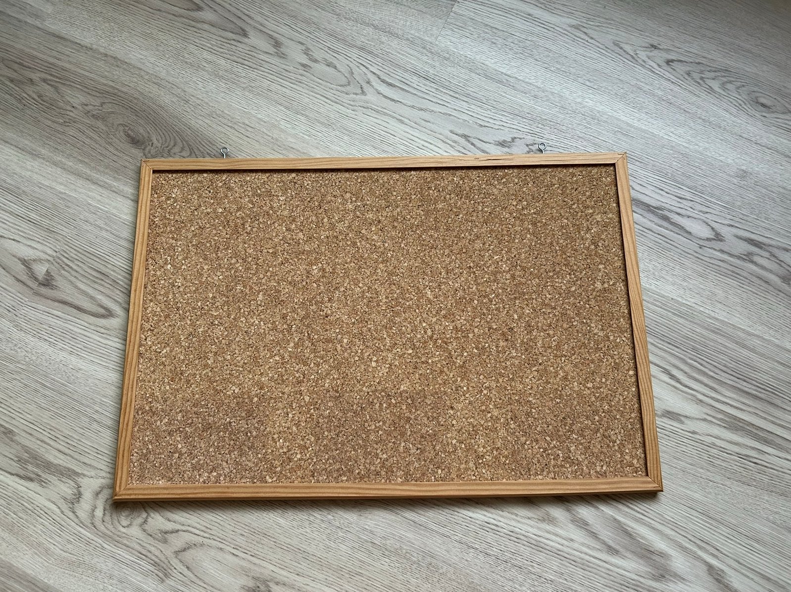 Houten prikbord, Huis en Inrichting, Woonaccessoires | Memoborden, Ophalen of Verzenden, Zo goed als nieuw, Prikbord