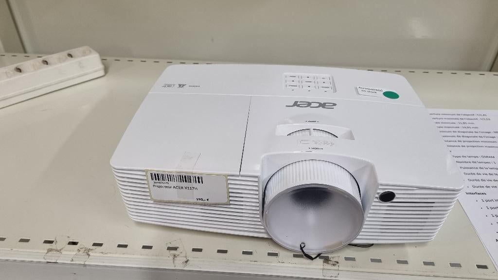 Acer X117H videoprojector, Audio, Tv en Foto, Beamers, Ophalen, Gebruikt