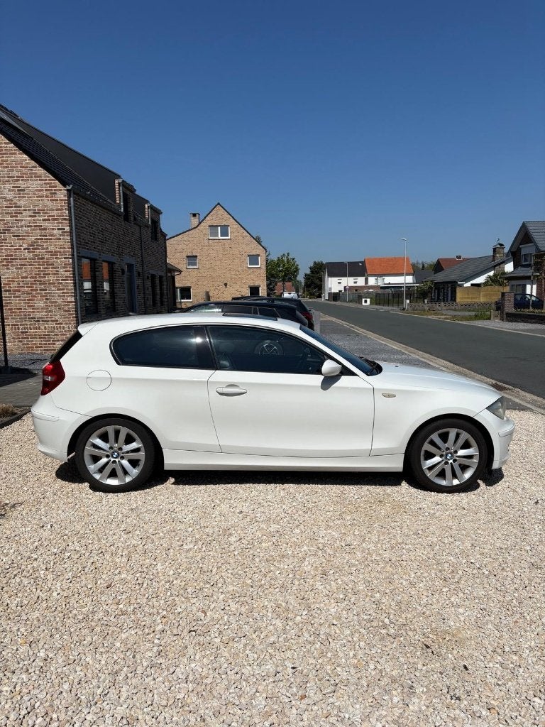 BMW 118D | Schuifdak, Autos, BMW, Particulier, Série 1, ABS, Air conditionné, Ordinateur de bord, Verrouillage central, Cruise Control