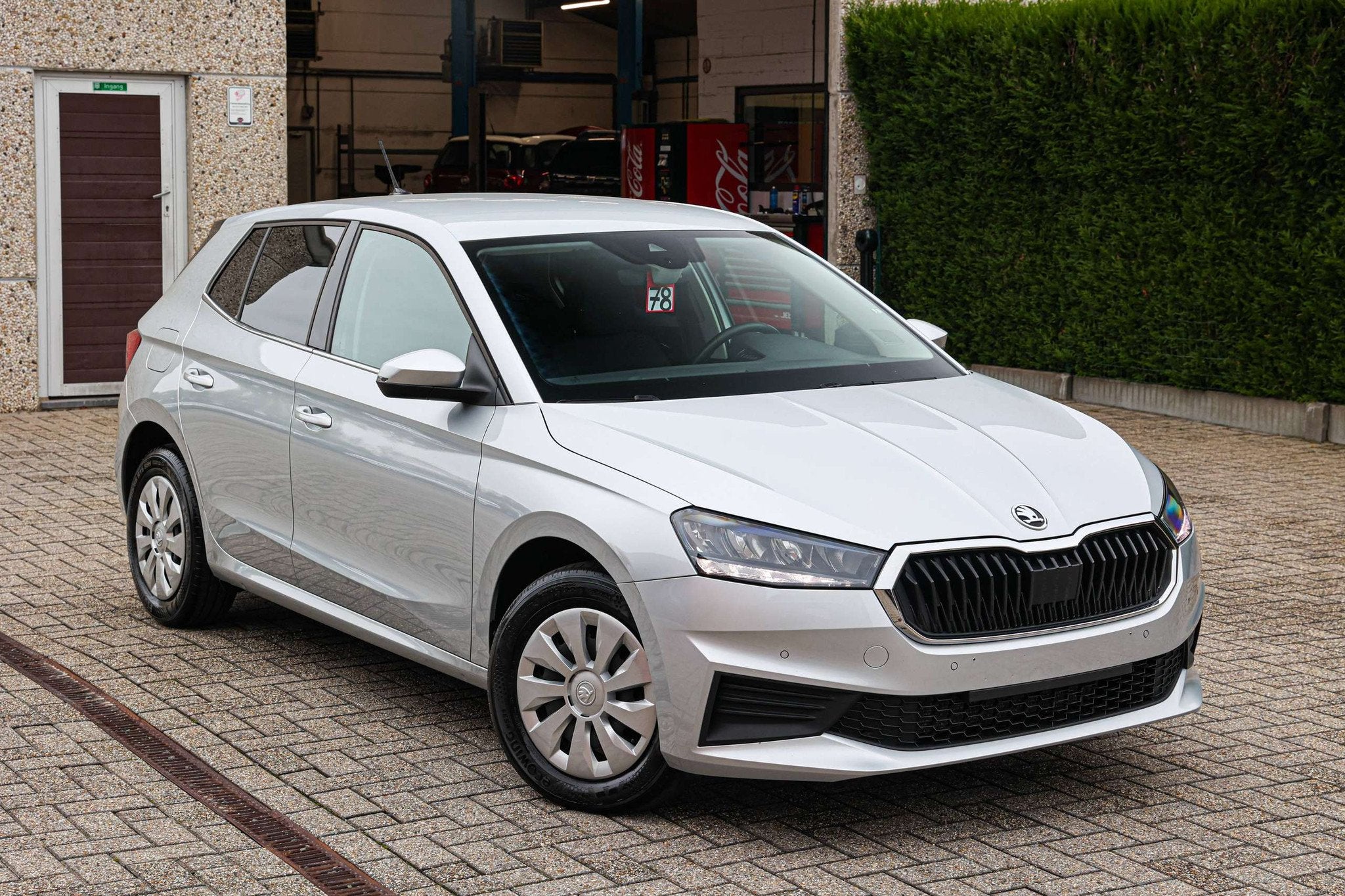Skoda Fabia AUTOMAAT*ACTIVE-UITVOERING*APPLE-CARPLAY*PARKEER, Autos, Argent ou Gris, Achat, Euro 6, Entreprise