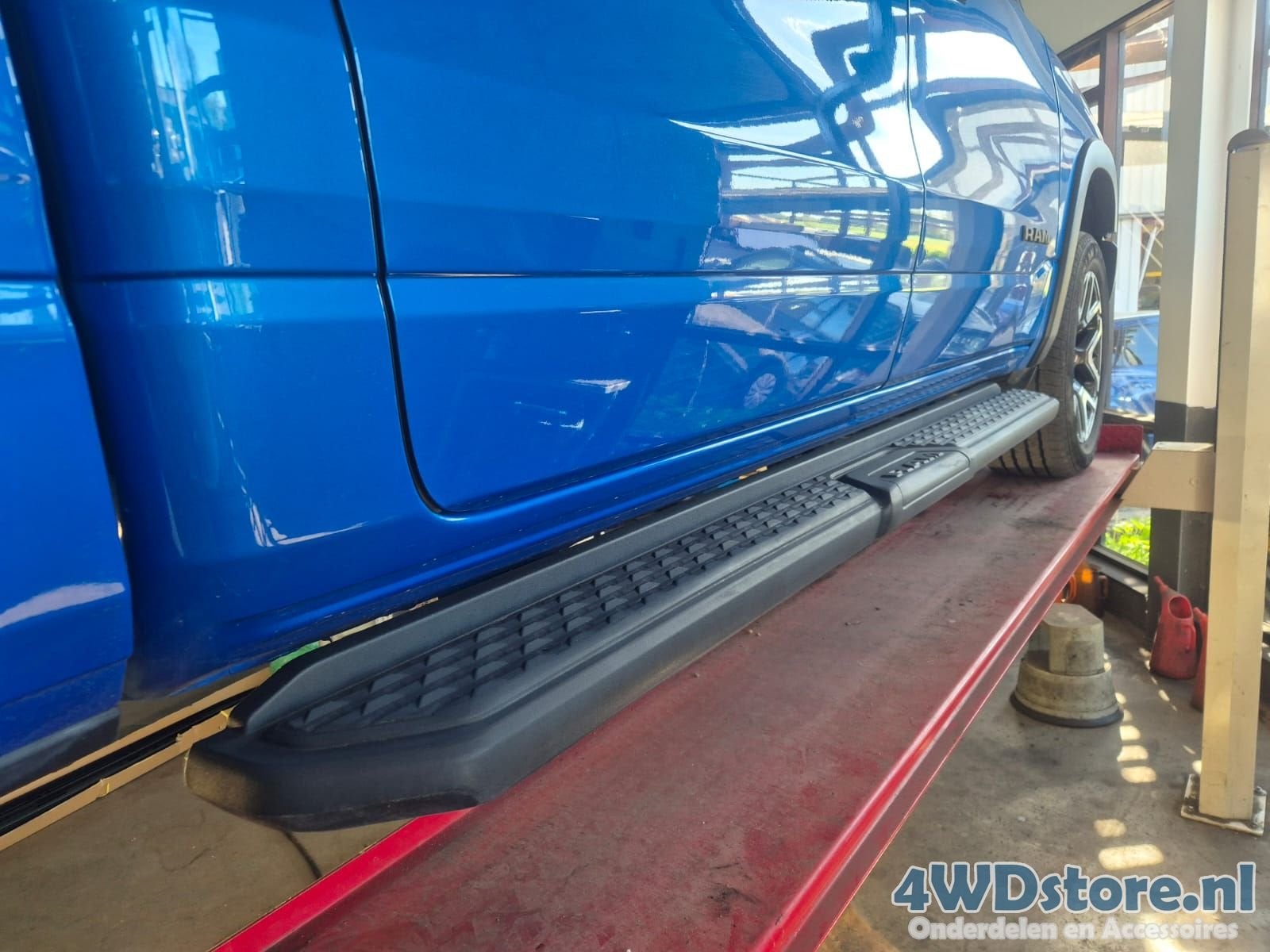 Orginele Sidestep Rechts Dodge RAM DT 2019 t/m 2026, Ophalen, -, -, -