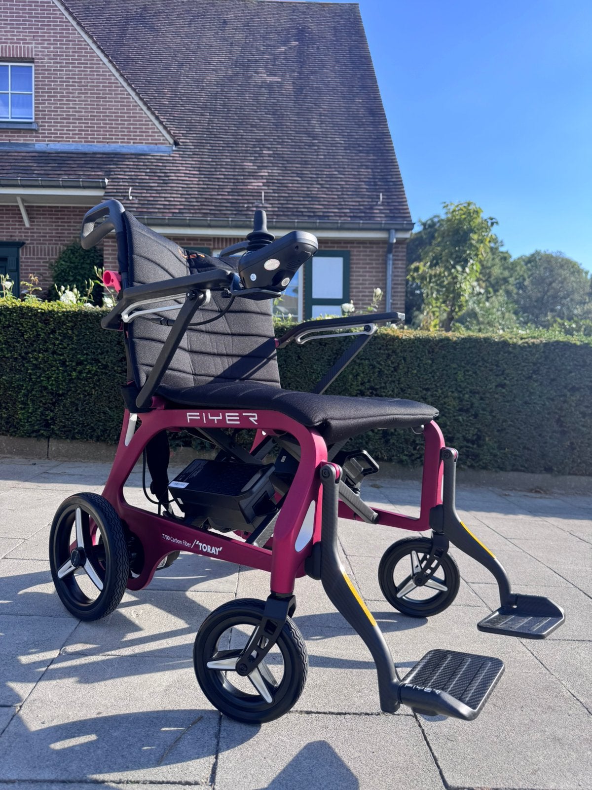 Flyer FR18 –Fauteuil Roulant Électrique Ultra-Léger, Carbone, Enlèvement ou Envoi, Comme neuf, Fauteuil roulant électrique