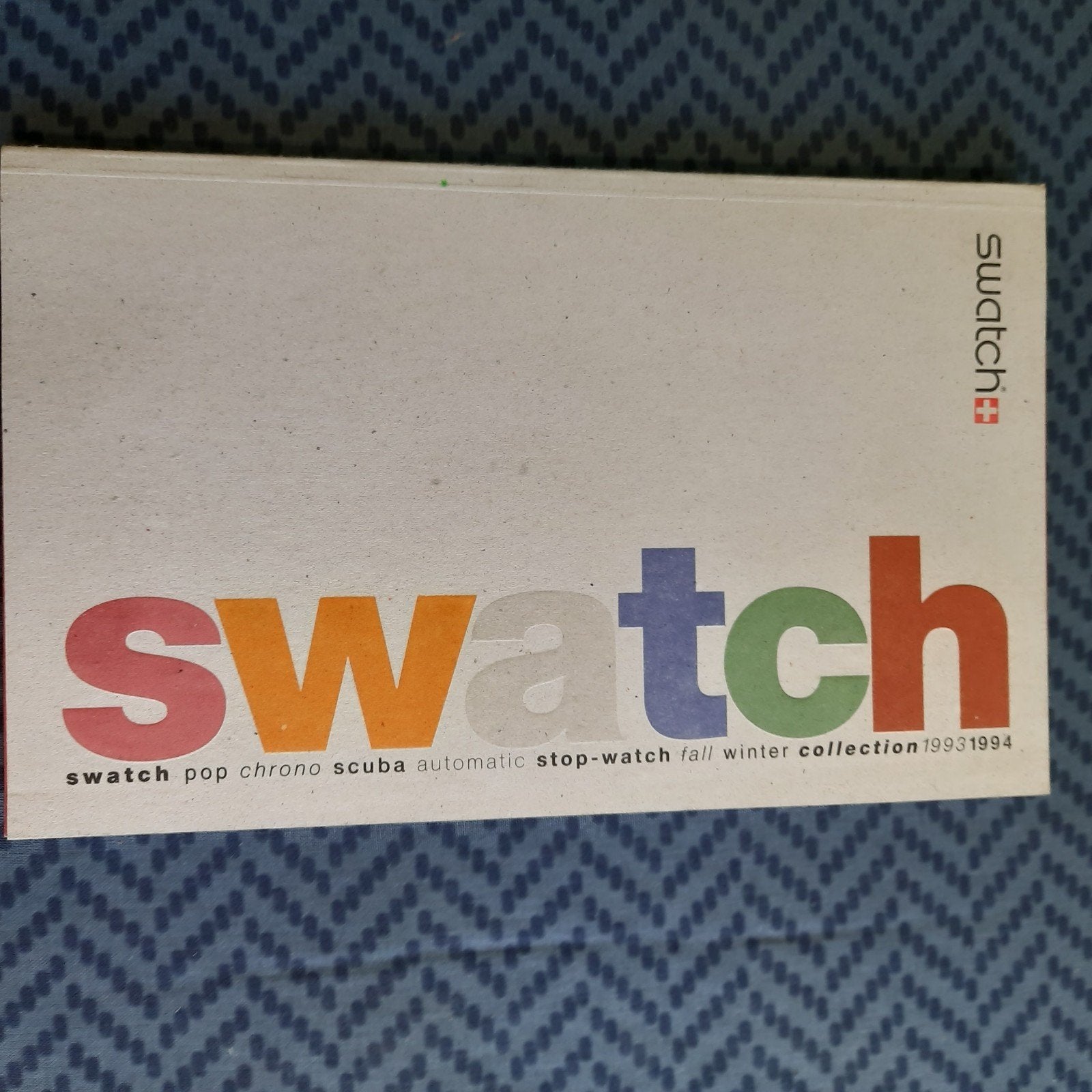 SWATCH * 1993/1994 * 2 CATALOGUES *007 JAMES BOND, Livres, Catalogues & Dépliants, SWATCH, Comme neuf, Enlèvement, Catalogue