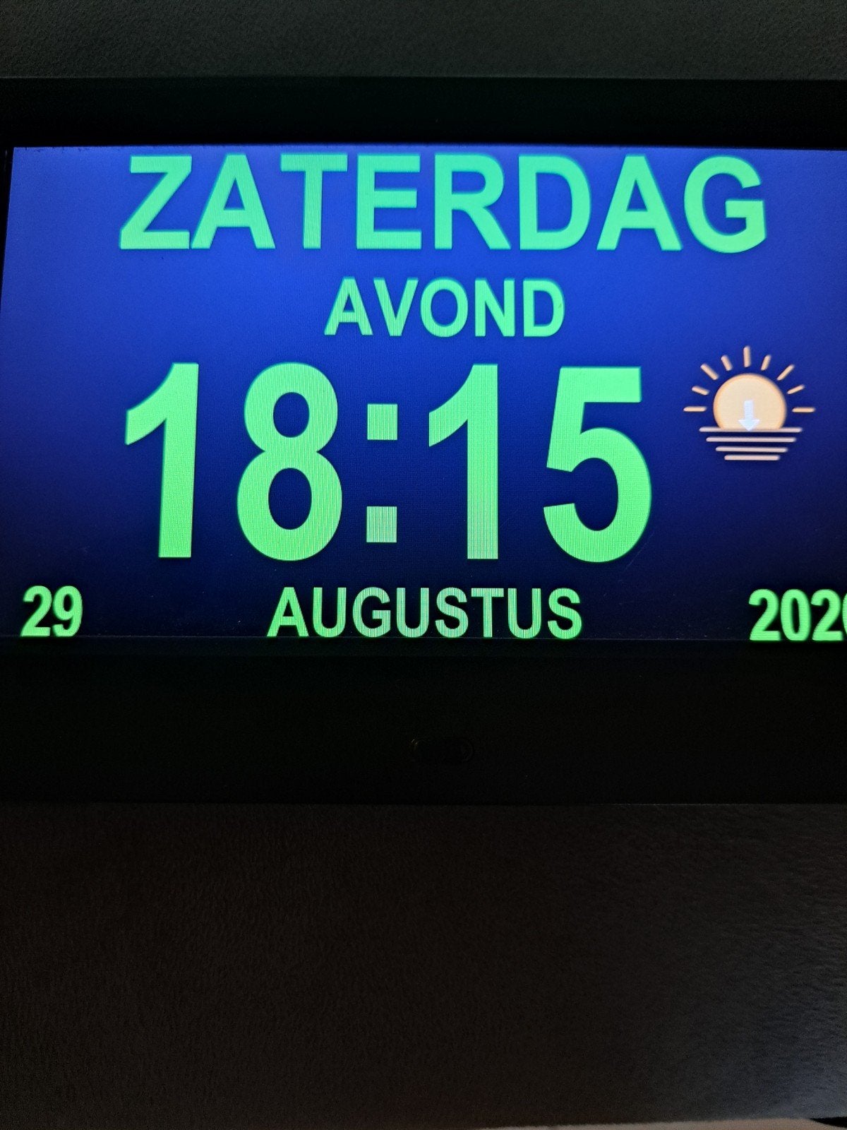 Dementieklok, Elektronische apparatuur, Ophalen, Zo goed als nieuw, Digitaal