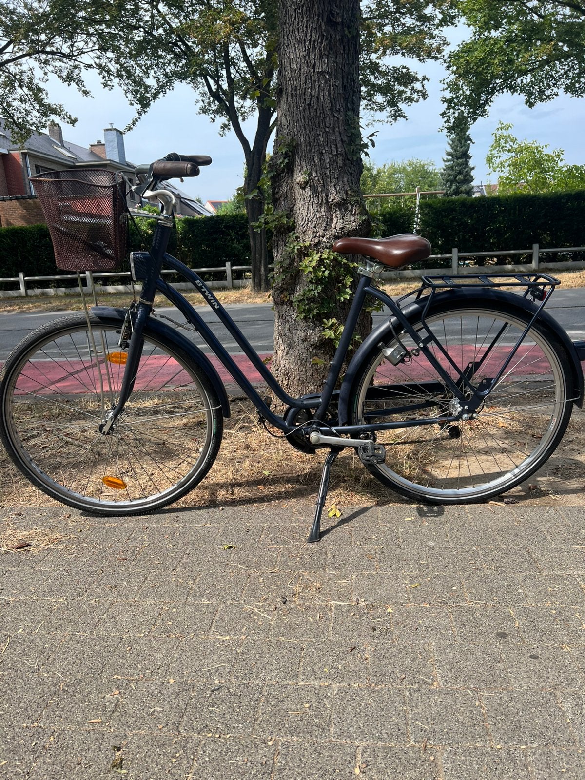 Dames fiets btwin, Fietsen en Brommers, Ophalen, Zo goed als nieuw
