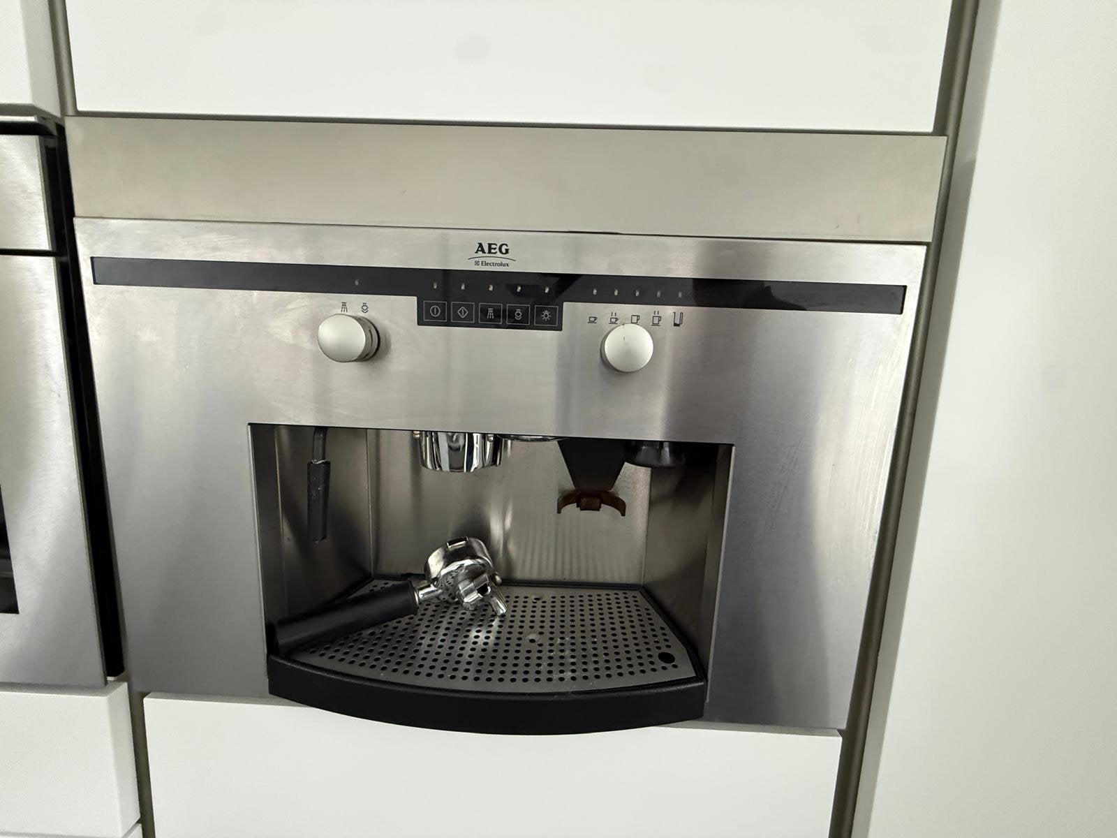 AEG ingebouwde koffiemachine, Elektronische apparatuur, Ophalen, Gebruikt