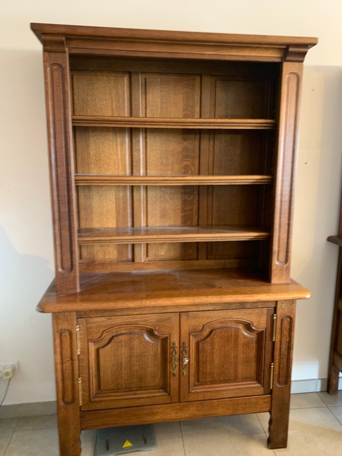 Belle bibliothèque/buffet/vaisselier en chêne massif, Maison & Meubles, Avec porte(s), 25 à 50 cm, Rusiek, Comme neuf