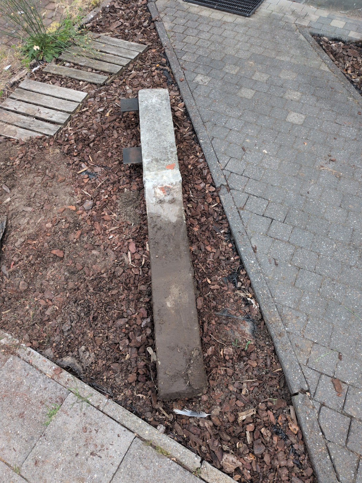 Betonnen paal, Ophalen