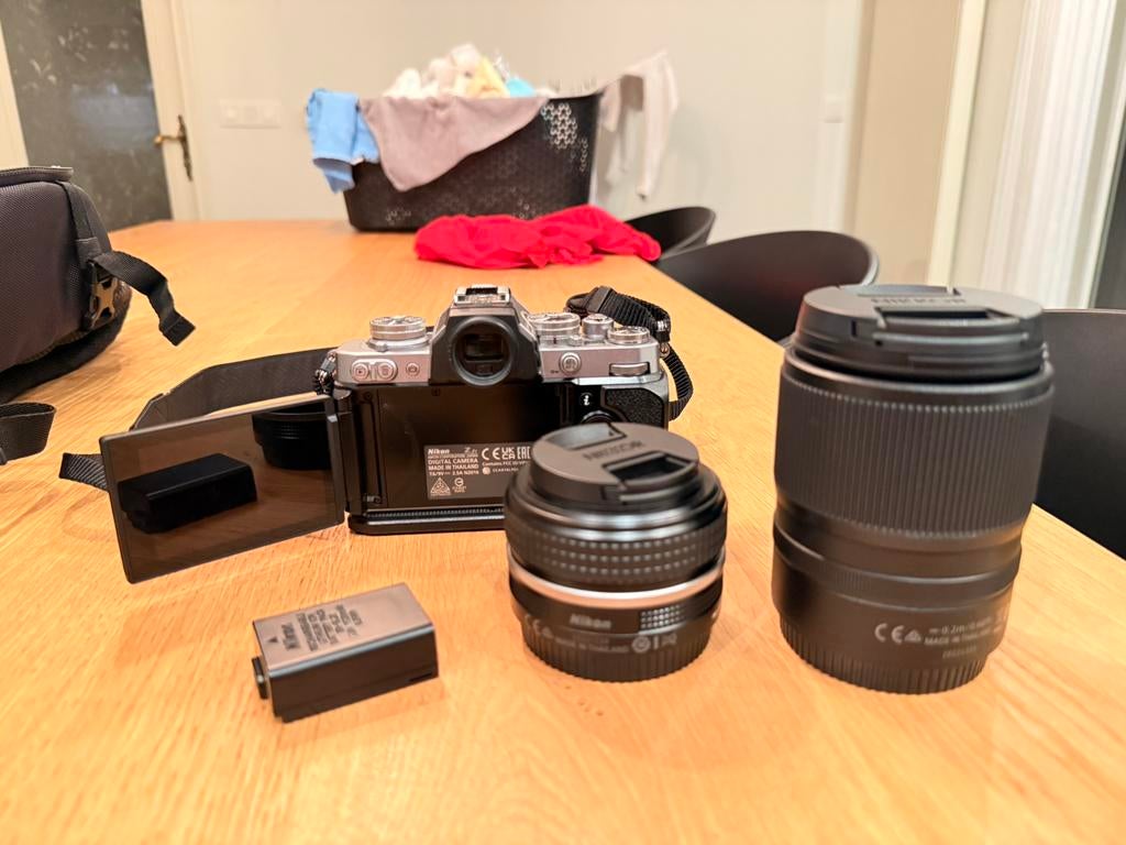Nikon ZFC + Nikkor Z DX 18-140 + Nikkor 28mm, Verzenden, Zo goed als nieuw