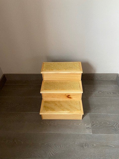 Trixie houten trapje voor hond en kat, Dieren en Toebehoren, Trixie, Ophalen, Zo goed als nieuw, Hondentrap