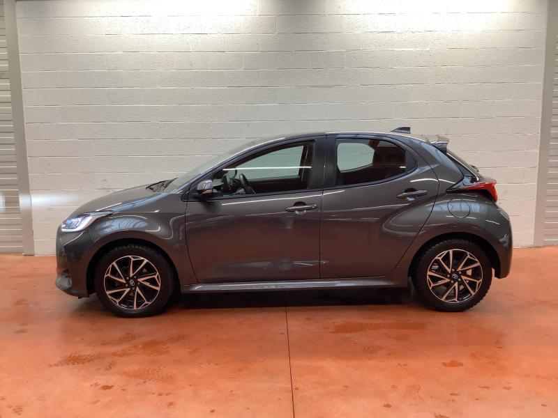 Toyota Yaris 1.5 Iconic Toyota Yaris 1.5 Iconic Essence CVT, Automaat, Euro 6, Overige kleuren, 5 deurs