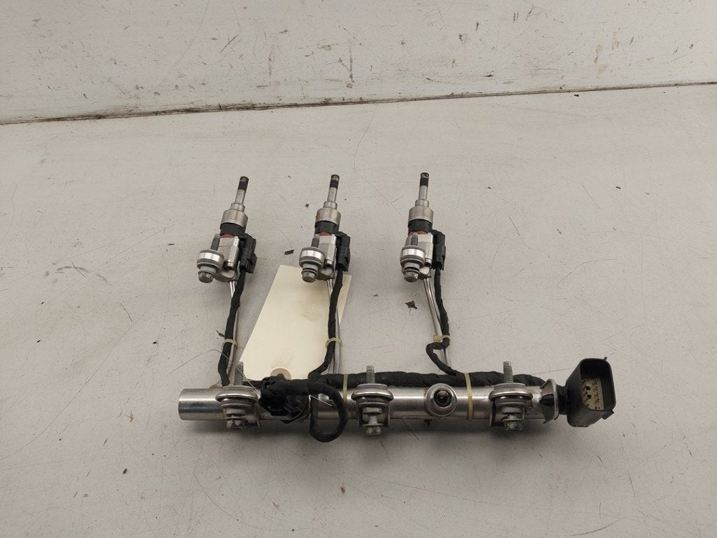 INJECTOR BRANDSTOF Opel Astra K Sports Tourer, Auto-onderdelen, Gebruikt, Opel, Opel Automobile GmbH, Kontakt-opel@opel.com