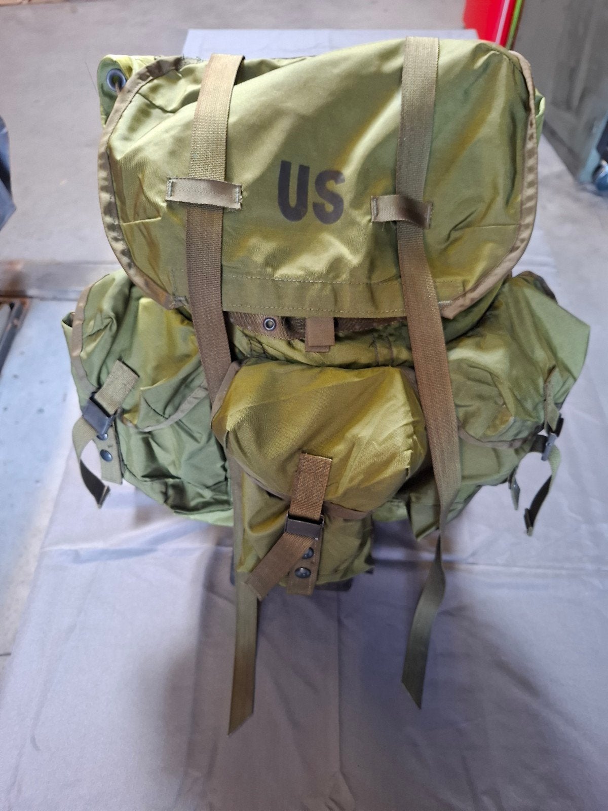 sac a dos Armée Américaine Vietnam, Collections, Enlèvement