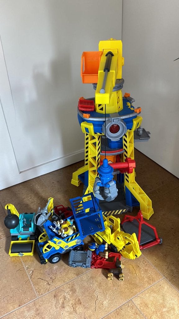 Paw Patrol Rubble & Crew Backyard Wrecking Ball Dump Truck, Kinderen en Baby's, Speelgoed |Speelgoedvoertuigen, Ophalen, Zo goed als nieuw