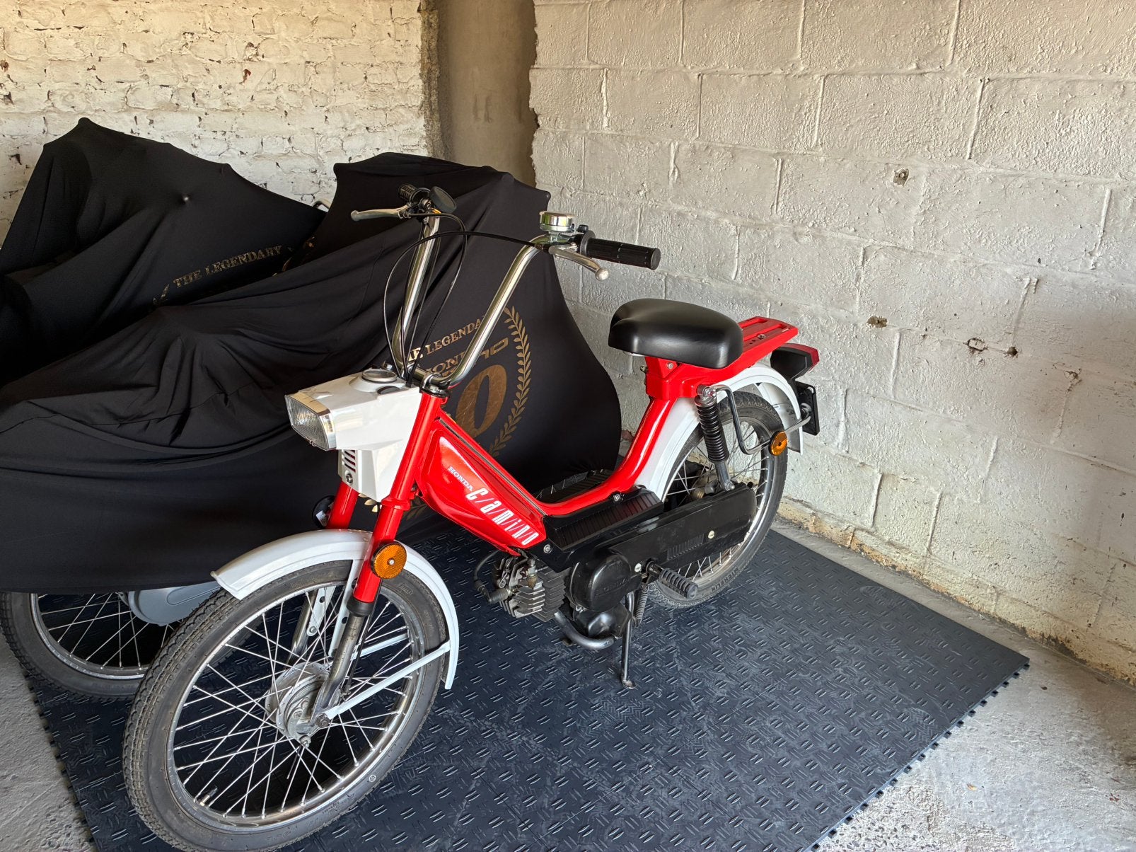 Honda camino a klasse mono, Ophalen, Zo goed als nieuw