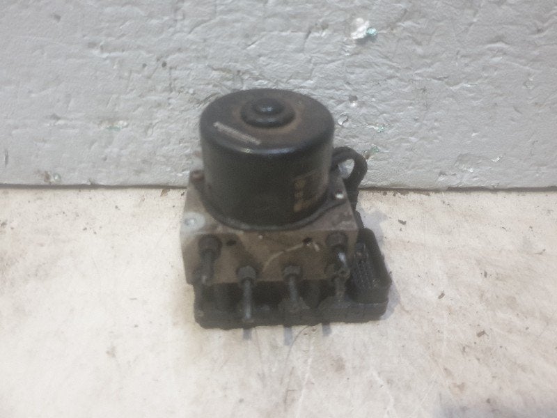 BLOC ABS (FREINS ANTI-BLOCAGE) Volkswagen Golf IV (1J1), Volkswagen, Volkswagen AG, Utilisé, Kundenbetreuung@volkswagen.de