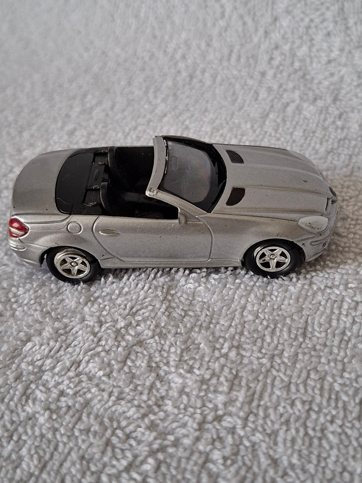 welly mercedes slk, Ophalen, Zo goed als nieuw