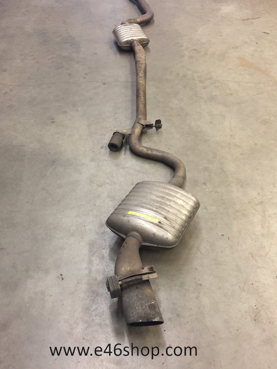 Uiltaat BMW E90 E91 318d 2008, -, -, Enlèvement, Utilisé
