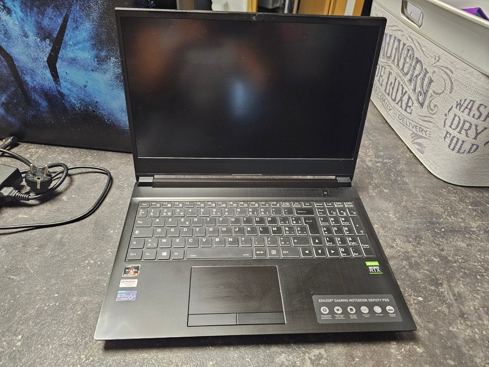 ERAZER Deputy P25, Informatique & Logiciels, Gaming, SSD, ERAZER, 15 pouces