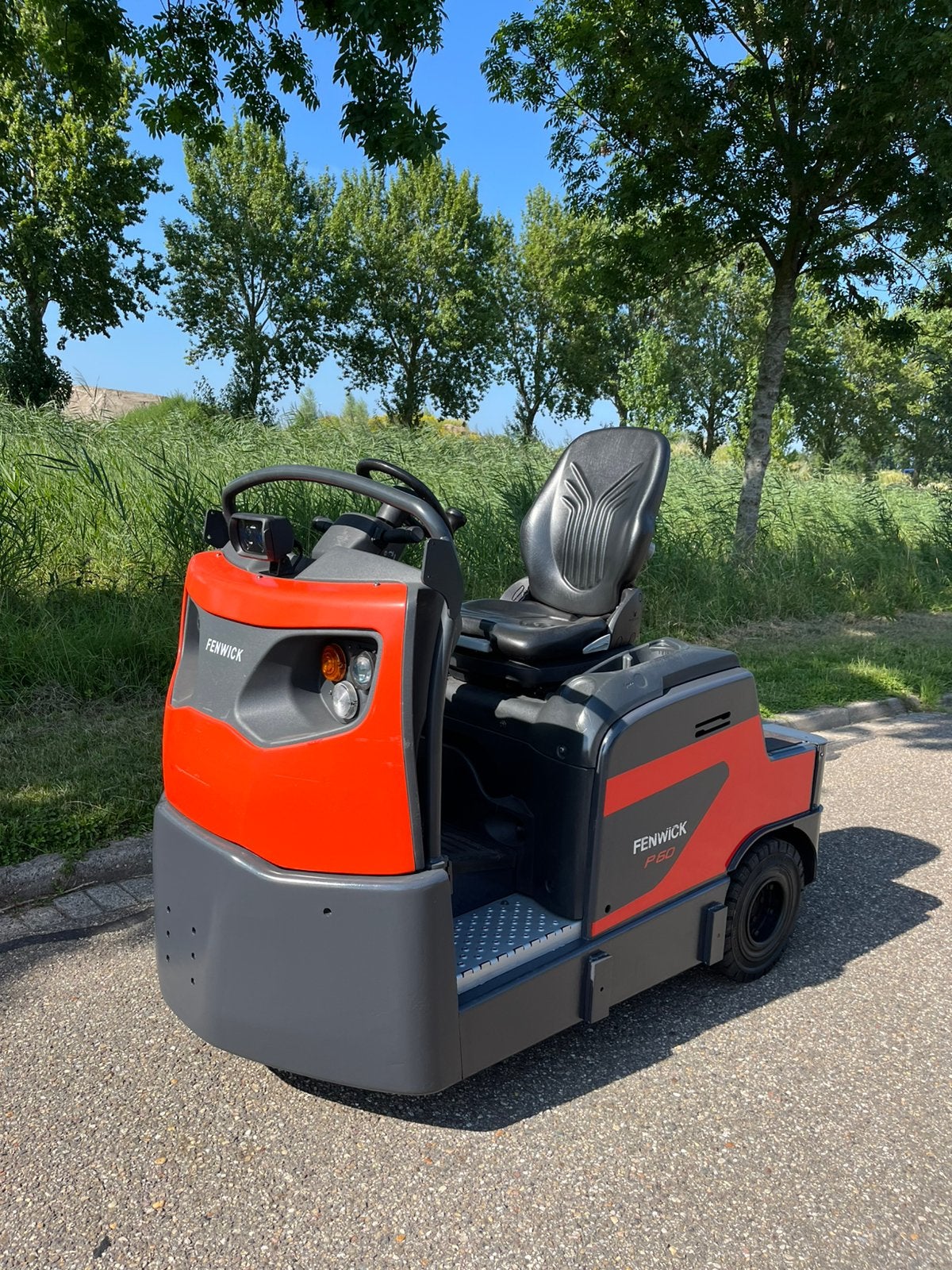 Electrische Trekker Linde P60 , 6 Ton in nieuwstaat accu2022, Ophalen, Reachtruck