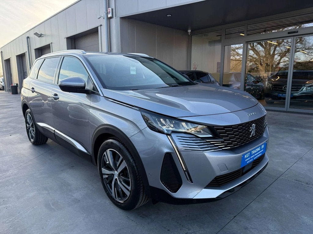 Peugeot 5008 1.2i 130PK 7 ZETELS FACELIFT FULL LED CAMERA LE, Auto's, Peugeot, 116 g/km, 7 zetels, Leder, Handgeschakeld