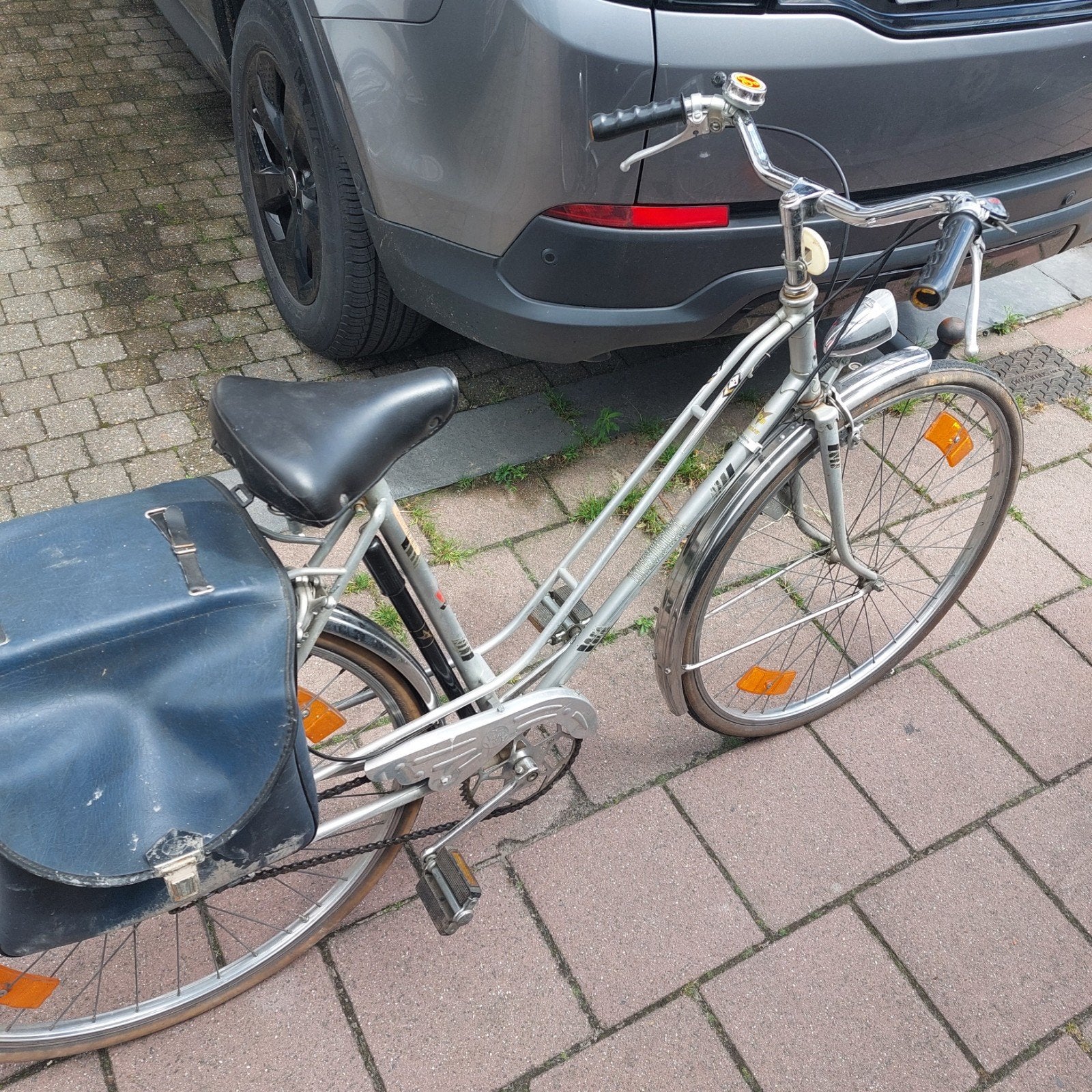 Damesfiets zonder zakken is wel in goede staat, Fietsen en Brommers, Ophalen