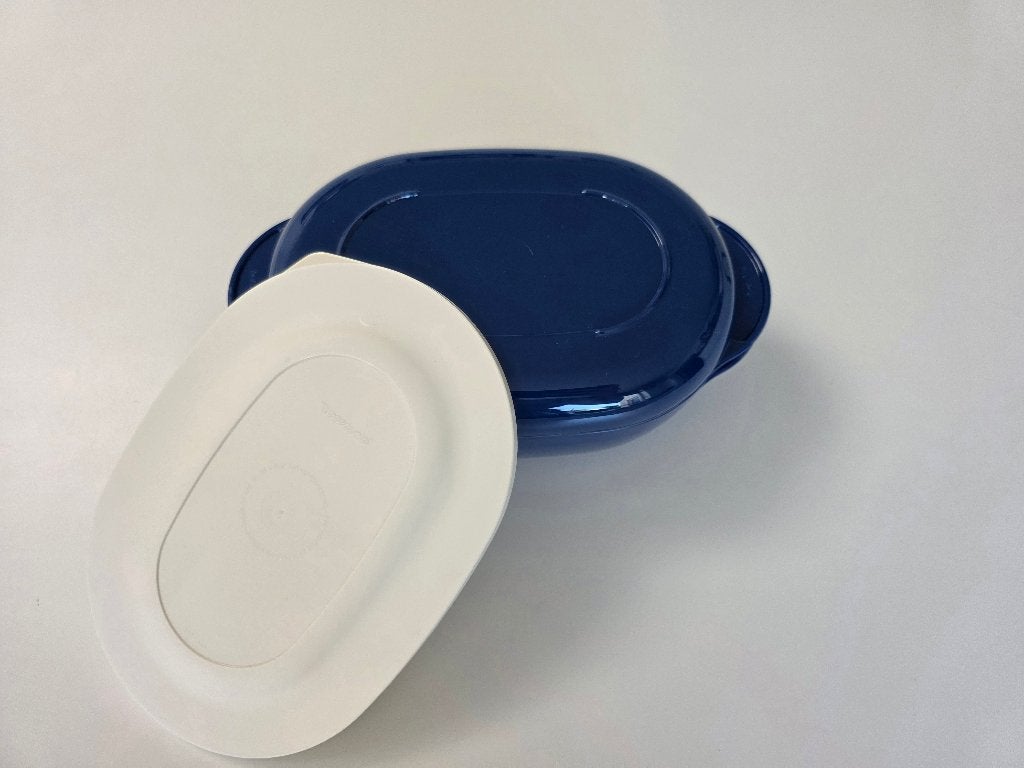 Tupperware microcook, Maison & Meubles, Enlèvement ou Envoi, Neuf, Bleu, Avec couvercle