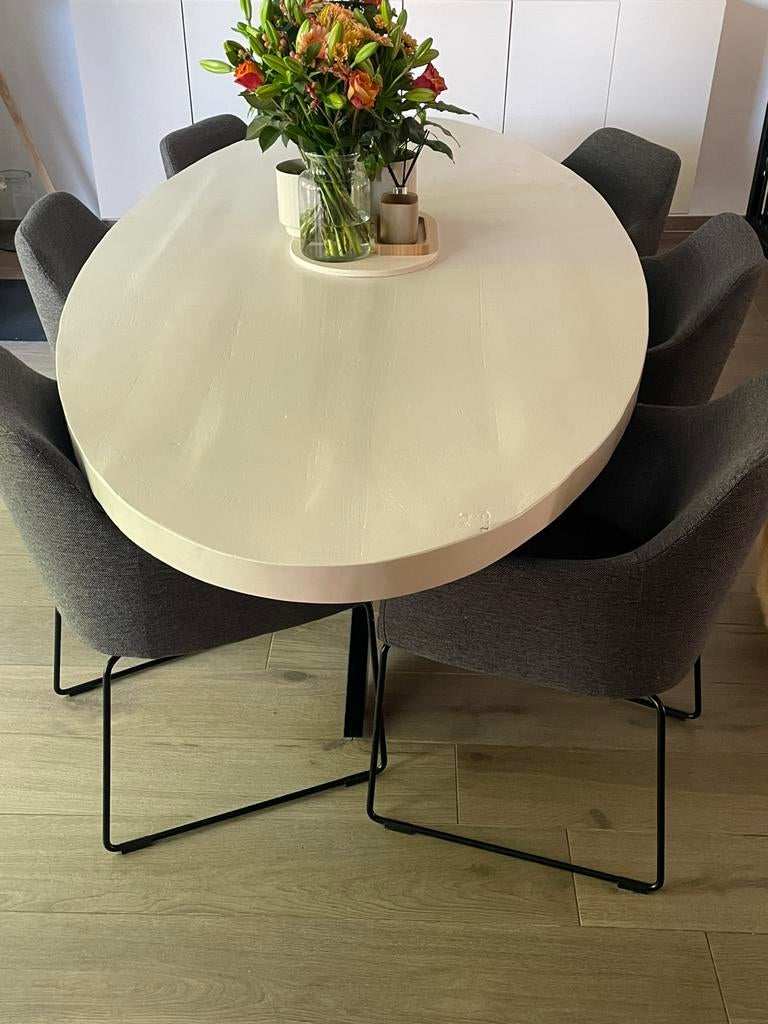 6 grijze stoelen (nieuwe prijs 110€/stoel), Enlèvement, Comme neuf