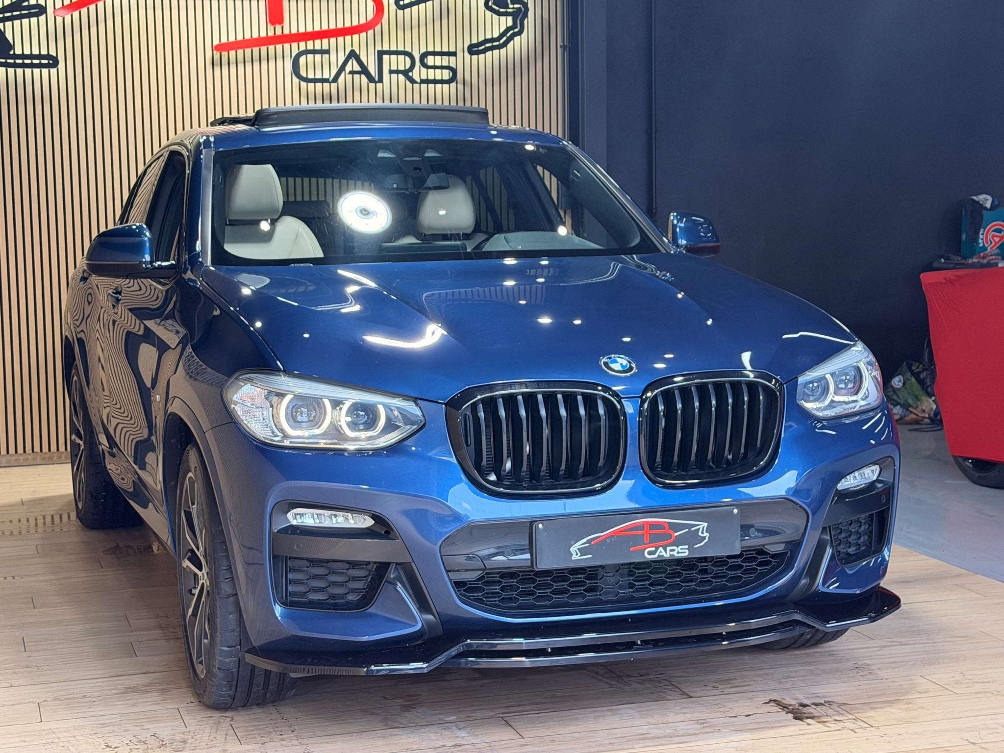 BMW X4 2.0iA xDrive20 * PACK M PERFORMANCE / LOOK X4M * GARA, Auto's, Automaat, Gebruikt, 4 cilinders, Blauw